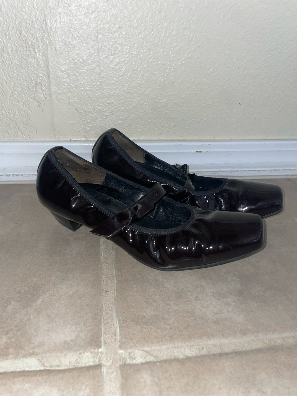 Paul Green Patent Mary Jane Pumps in Deep Black-Burgundy Sheen
